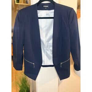 Express navy blue blazer with 3/4-length sleeves and silver zippers size 6